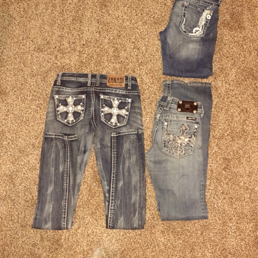 3 pairs in this lot Jean's